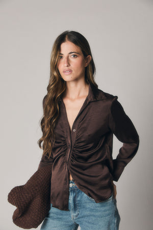 Blusa cetim franzido Castanho