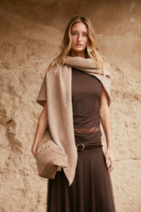 Bufanda pico grande lisa beige