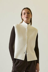 Chaleco botones forrado natural