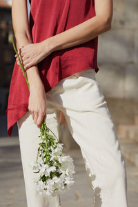 Jeans rectos bolsillos oblicuos crudo