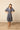 Vestido midi manga abullonada vichy azul marino
