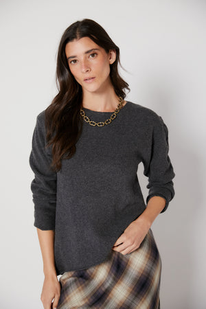 Camisola assimétrica cinzenta
