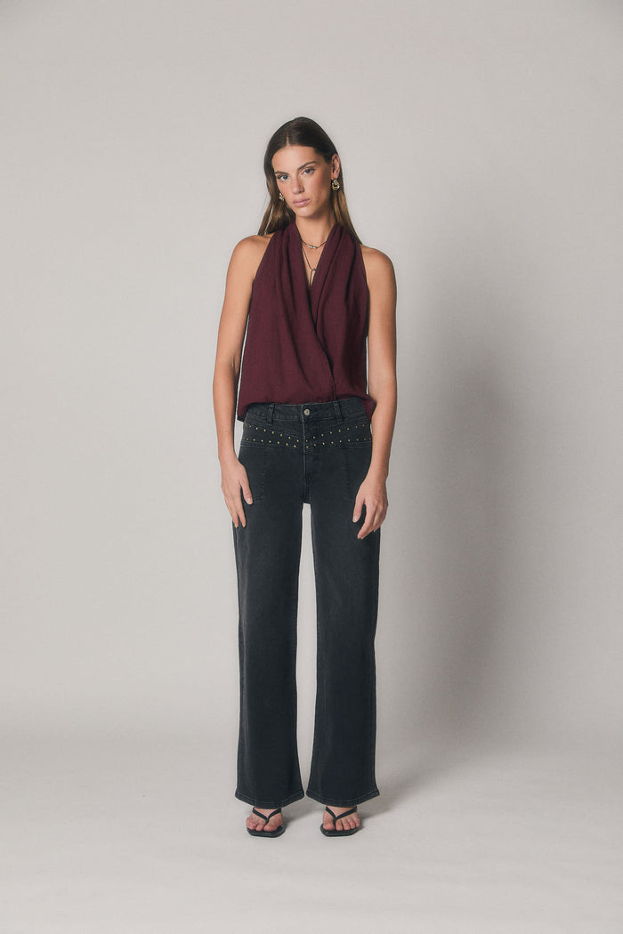 Vaquero flare con tachas negro