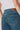 Jeans botón desplazado azul tejano