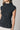 Top cuello alto frunce lateral gris antracita