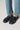 Mocasín tachas negro