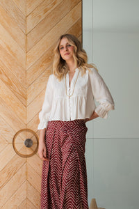Blusa fluida pasamanería blanco