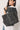 Bolso shopper tachas gris