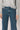 Jeans botón desplazado azul tejano