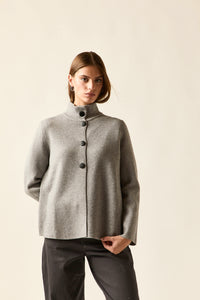 Chaqueta punto botones gris