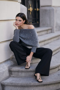 Pantalón pinzas cinturón negro