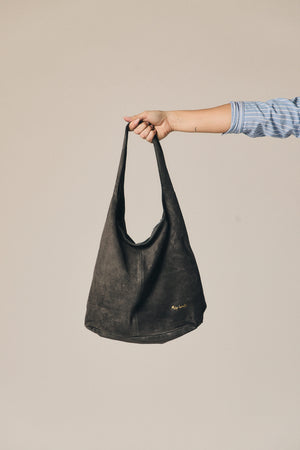 Mala shopper em camurça cinza com fecho