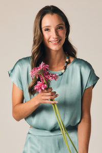 Camiseta raso con cordón aguamarina