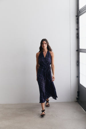 Vestido halter estampado azul marino