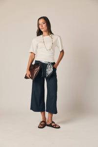 Pantalón cropped denim azul tejano