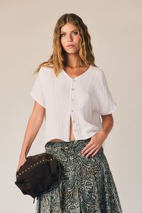 Blusa botones puntilla blanco