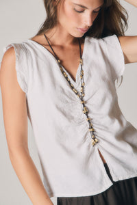 Blusa de lino con frunce central blanca