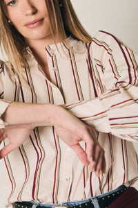 Camisa de rayas cuello mao crudo