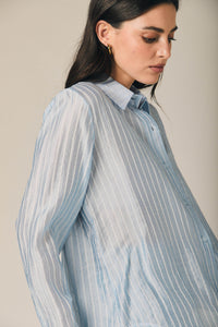 Camisa fina rayas celeste