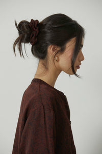 Coletero estampado paisley marrón