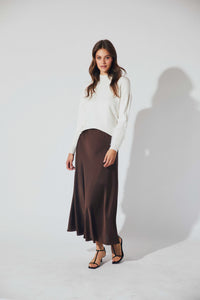 Falda satén marrón oscuro