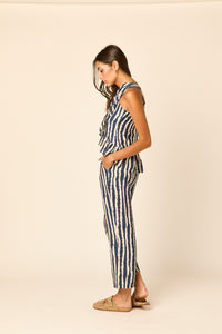 Pantalón recto de rayas azul y crudo