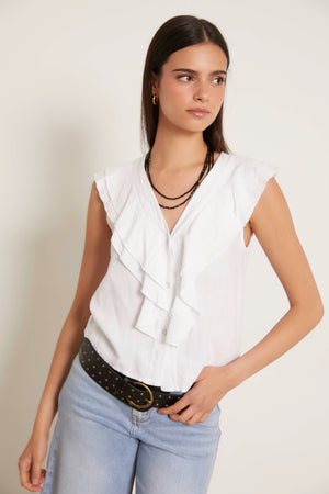 Top lino volantes escote pico blanco