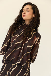 Top gasa maxi estampado tie dye marrón