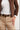 Jeans barrel bolsillos oblicuos beige