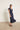 Vestido midi lino escote pico fruncido azul marino