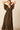 Vestido midi manga volante marrón chocolate