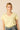 Camiseta básica cuello pico amarillo