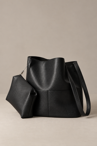 Shopper preto com necesséire amovível