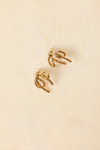 Pendientes dorados lazo